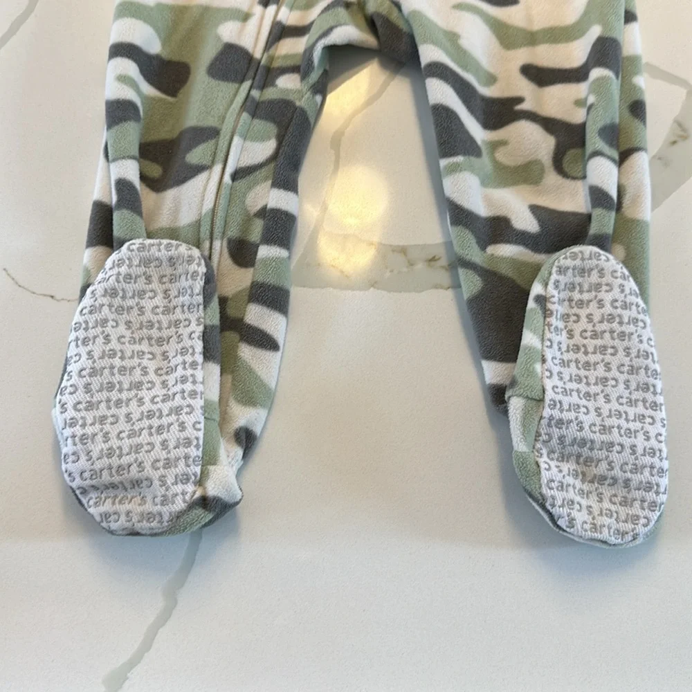 Carter’s footie pajamas white brown green camo dinosaur size 2T